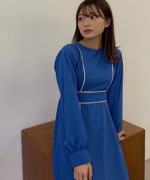 VANNIE U(ヴァニーユー)の「バイカラーパイピングワンピース(ワンピース・レディース・オリーブ/ブルー/アイボリー・FREE)」の12枚目の写真