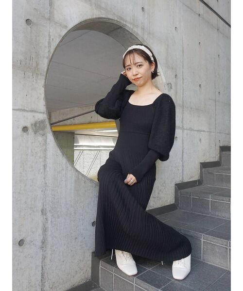 MERCURYDUO（マーキュリーデュオ）の「モヘヤ混ボリュームスリーブニットワンピース（ワンピース・レディース・アイボリー/ライトグレー/ブラック・FREE）」の4枚目の写真