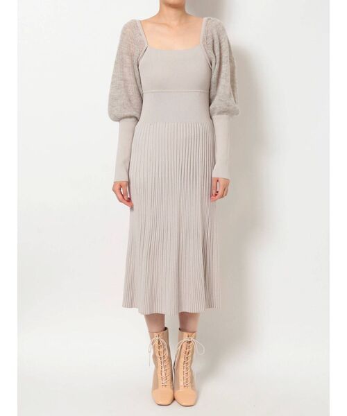 MERCURYDUO（マーキュリーデュオ）の「モヘヤ混ボリュームスリーブニットワンピース（ワンピース・レディース・アイボリー/ライトグレー/ブラック・FREE）」の10枚目の写真