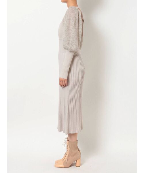 MERCURYDUO（マーキュリーデュオ）の「モヘヤ混ボリュームスリーブニットワンピース（ワンピース・レディース・アイボリー/ライトグレー/ブラック・FREE）」の11枚目の写真