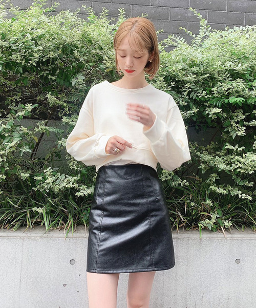 Voyage titty&Co.PETIT(ボヤージュティティアンドコープチ)の「【Voyage titty&Co. PETIT】レザーライクミニスカート(スカート・レディース・イエロー/ブラウン/ブラック/ピンク・SMALL/MEDIUM)」の15枚目の写真