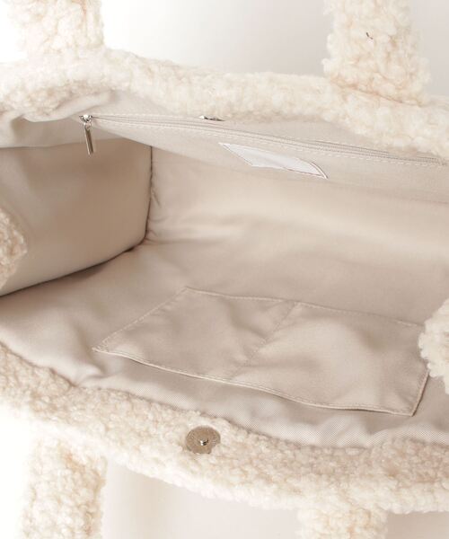 atmos pink（アトモスピンク）の「atmos pink ビッグボア バッグ（トートバッグ・レディース・ベージュ/アイボリー・FREE）」の5枚目の写真