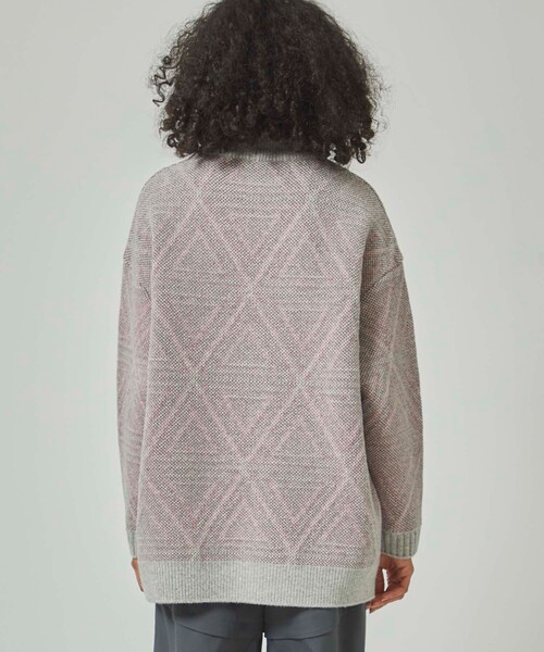 CITY TOKYO(シティトウキョウ)の「2WAYリバーシブルトライアングルモックネックニットチュニック(ニット/セーター・レディース・ブラック/グレー・FREE)」の11枚目の写真