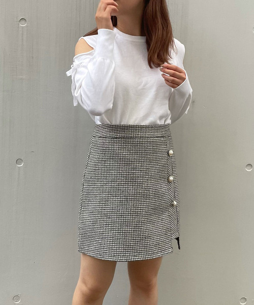 titty＆Co. PETIT（ティティアンドコープティ）の「【titty&Co.PETIT】パールボタンスカパン（スカート・レディース・マルチ/ブラック・SMALL/MEDIUM/LARGE）」の3枚目の写真