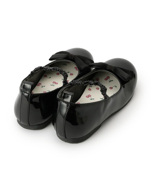 SHOO・LA・RUE（シューラルー）の「◆【18-20cm/セレモニー/入卒】リボンバレエシューズ（ドレスシューズ・キッズ・ブラック・90/80/20）」の4枚目の写真