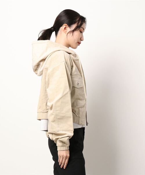 EGOIST（エゴイスト）の「フード付コーデュロイブルゾン（ブルゾン・レディース・アイボリー・FREE）」の2枚目の写真