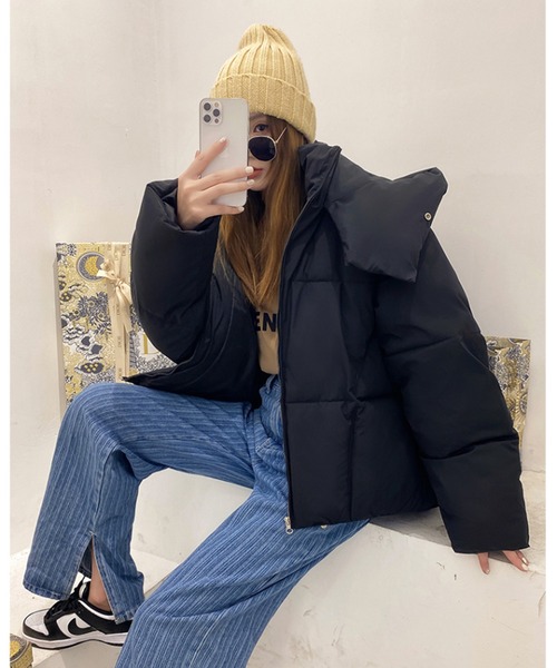 Jewelobe(ジュエローブ)の「スタンドフーディーショートダウンライクジャケット(ダウンジャケット/コート・レディース・グリーン/アイボリー/ブラック・FREE)」の19枚目の写真