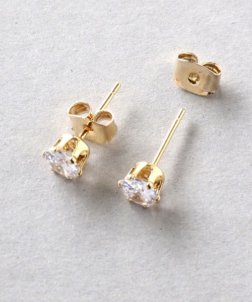 Manon's Selection（マノンズセレクション）の「1粒ストーンピアス5ｍｍ（ピアス（両耳用）・レディース・ゴールド/シルバー・ONE SIZE）」の5枚目の写真