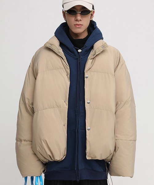 MASONPRINCE(メイソンプリンス)の「【MASONPRINCE】Oversized hem drawcord down jacket MF4016(ダウンジャケット/コート・メンズ・ベージュ/ブラック/グリーン/ライトカーキ・S/M/L)」の19枚目の写真