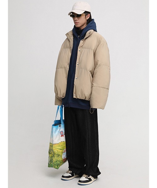 MASONPRINCE(メイソンプリンス)の「【MASONPRINCE】Oversized hem drawcord down jacket MF4016(ダウンジャケット/コート・メンズ・ベージュ/ブラック/グリーン/ライトカーキ・S/M/L)」の10枚目の写真