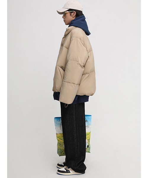 MASONPRINCE(メイソンプリンス)の「【MASONPRINCE】Oversized hem drawcord down jacket MF4016(ダウンジャケット/コート・メンズ・ベージュ/ブラック/グリーン/ライトカーキ・S/M/L)」の13枚目の写真