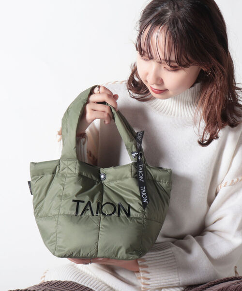 FREDY&GLOSTER(フレディアンドグロスター)の「【TAION/タイオン】LUNCH DOWN TOTE BAG-S(トートバッグ・レディース・オリーブ/ブラック/ライトパープル・FREE)」の5枚目の写真