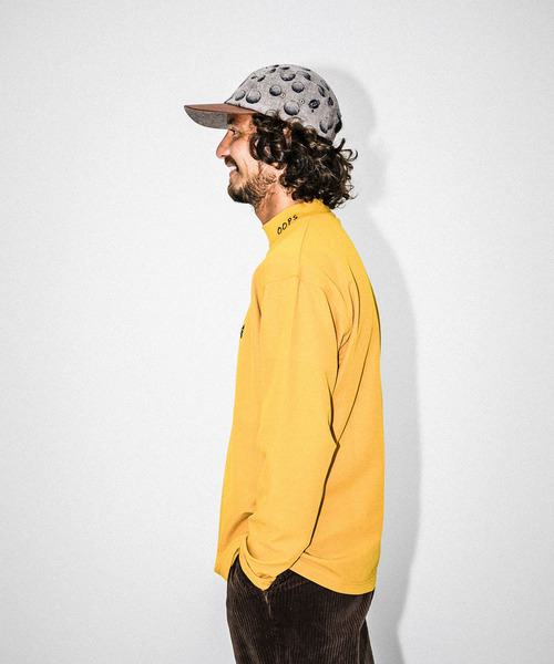 URBAN RESEARCH Sonny Label(アーバンリサーチサニーレーベル)の「OOPS MVSミラノリブモックネック(Tシャツ/カットソー・メンズ・オフホワイト/マスタード/ブルー系その他・MEDIUM/LARGE)」の8枚目の写真