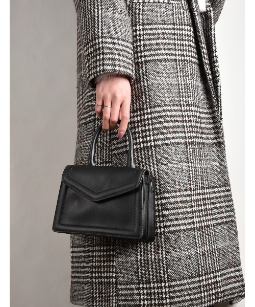 MONICA（モニカ）の「ワンハンドルミニショルダーバッグ（ショルダーバッグ・レディース・ブラック/グレー/ブラウン/イエロー/ピンク/ブルー/パープル/グリーン・FREE）」の2枚目の写真