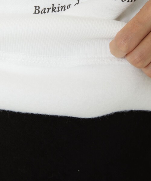 FREAK'S STORE（フリークスストア）の「Dog Smooth Fox Terrier Art Sweat Shirt/スムース・フォックス・テリア ドッグプリントスウェット(犬スウェット)（スウェット・レディース・ホワイト/ライトグレー・ﾌﾘ-）」の4枚目の写真