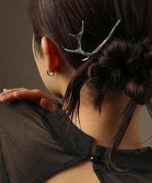 垢抜けポイントアップ。ゴールドシルバーメタルヘアコーム