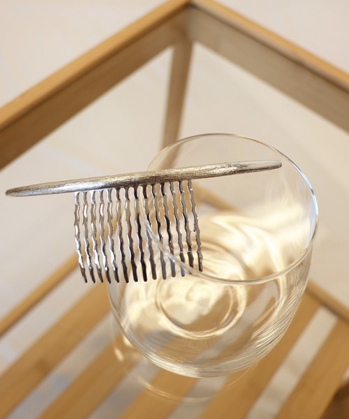 voov（ブーブ）の「垢抜けポイントアップ。ゴールドシルバーメタルヘアコーム（その他ヘアアクセサリー・レディース・ゴールド系その他3/シルバー系その他4/シルバー系その他2/ゴールド系その他・フリー）」の17枚目の写真