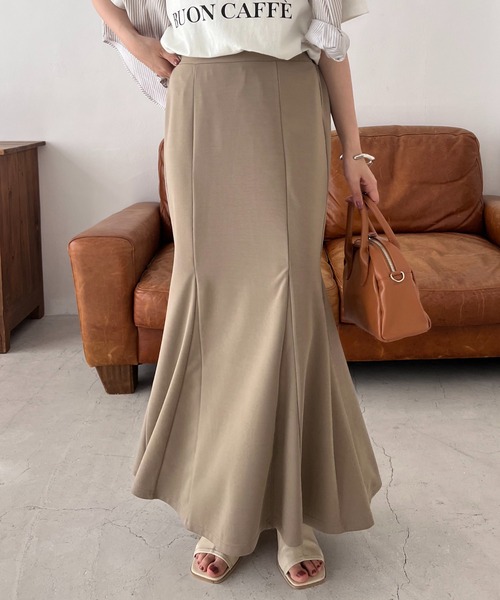 DISCOAT（ディスコート）の「ポンチマーメイドスカート（スカート・レディース・ライトグレー/ブラック/グレイッシュベージュ・FREE）」の3枚目の写真