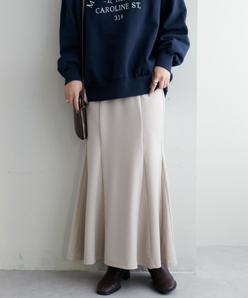 DISCOAT（ディスコート）の「ポンチマーメイドスカート（スカート・レディース・ライトグレー/ブラック/グレイッシュベージュ・FREE）」の2枚目の写真