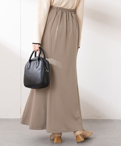 DISCOAT（ディスコート）の「ポンチマーメイドスカート（スカート・レディース・ライトグレー/ブラック/グレイッシュベージュ・FREE）」の14枚目の写真