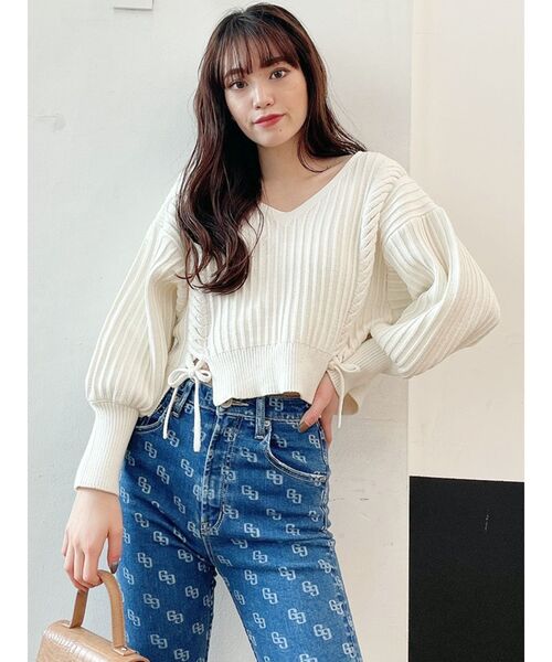 GYDA（ジェイダ）の「Vネックリリーヤーンケーブルデザインニットトップス（ニット/セーター・レディース・オフホワイト/シャーベット/ミント・FREE）」の2枚目の写真