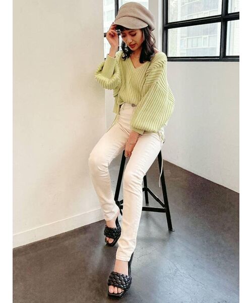 GYDA（ジェイダ）の「Vネックリリーヤーンケーブルデザインニットトップス（ニット/セーター・レディース・オフホワイト/シャーベット/ミント・FREE）」の17枚目の写真