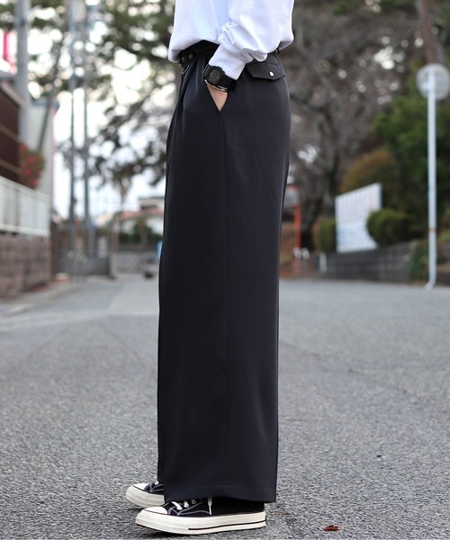 INTER FACTORY（インターファクトリー）の「DAISUKE - バギーワイドスラックス made in INTER FACTORY（スラックス・メンズ・ホワイト/チャコールグレー・MEDIUM/LARGE）」の4枚目の写真