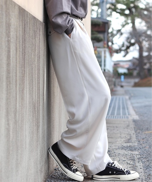 INTER FACTORY（インターファクトリー）の「DAISUKE - バギーワイドスラックス made in INTER FACTORY（スラックス・メンズ・ホワイト/チャコールグレー・MEDIUM/LARGE）」の17枚目の写真