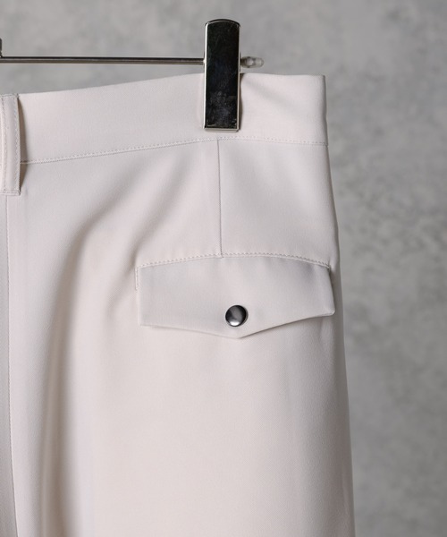 INTER FACTORY（インターファクトリー）の「DAISUKE - バギーワイドスラックス made in INTER FACTORY（スラックス・メンズ・ホワイト/チャコールグレー・MEDIUM/LARGE）」の7枚目の写真