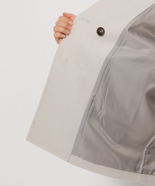 LOWRYS FARM（ローリーズファーム）の「ウールライクルーズＰコート　256792（ピーコート・レディース・チャコールグレー/ベージュ/アイボリー・FREE）」の8枚目の写真