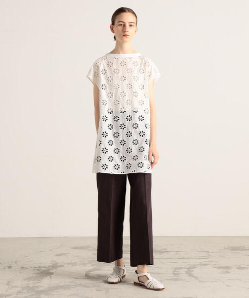 TOMORROWLAND （トゥモローランド）の「コットンリネンデニム ハイウエストワイドパンツ（デニムパンツ・レディース・ブラウン/ダークブルー・36/34）」の4枚目の写真