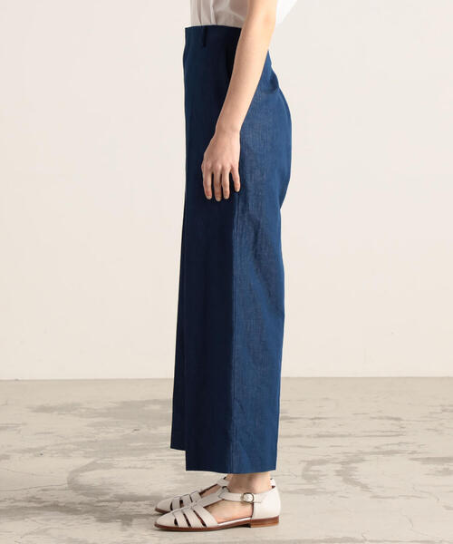 TOMORROWLAND （トゥモローランド）の「コットンリネンデニム ハイウエストワイドパンツ（デニムパンツ・レディース・ブラウン/ダークブルー・36/34）」の7枚目の写真