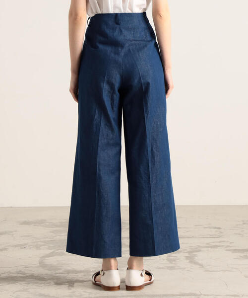 TOMORROWLAND （トゥモローランド）の「コットンリネンデニム ハイウエストワイドパンツ（デニムパンツ・レディース・ブラウン/ダークブルー・36/34）」の8枚目の写真