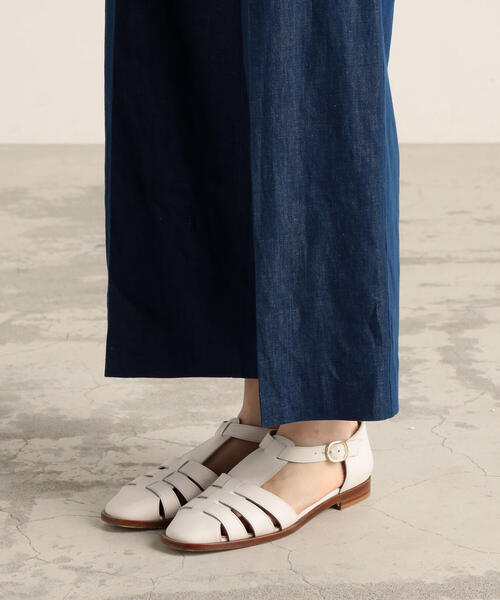 TOMORROWLAND （トゥモローランド）の「コットンリネンデニム ハイウエストワイドパンツ（デニムパンツ・レディース・ブラウン/ダークブルー・36/34）」の12枚目の写真