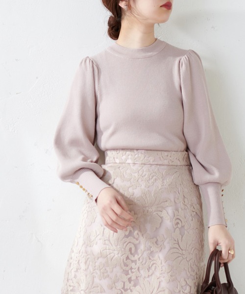 natural couture（ナチュラルクチュール）の「ボリューム袖金釦リブニット（ニット/セーター・レディース・オフホワイト/ブラック/イエロー/ピンクベージュ・FREE）」の18枚目の写真