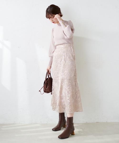 natural couture（ナチュラルクチュール）の「ボリューム袖金釦リブニット（ニット/セーター・レディース・オフホワイト/ブラック/イエロー/ピンクベージュ・FREE）」の20枚目の写真