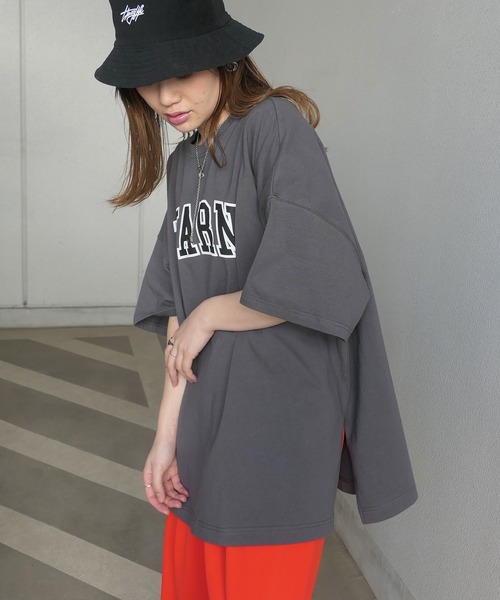 CORNERS（コーナーズ）の「WARNカレッジロゴビッグTシャツ（Tシャツ/カットソー・レディース・オフホワイト/オートミール/スミクロ・FREE）」の2枚目の写真