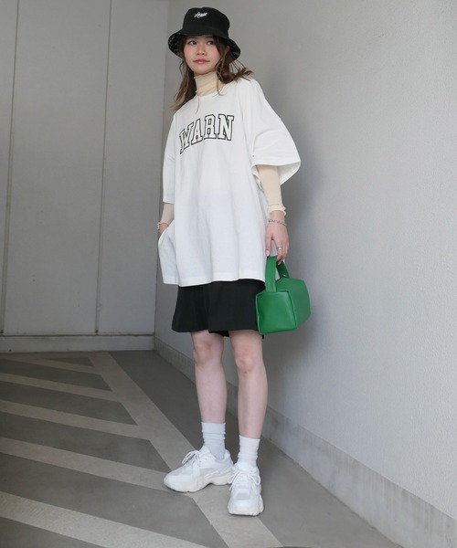 CORNERS（コーナーズ）の「WARNカレッジロゴビッグTシャツ（Tシャツ/カットソー・レディース・オフホワイト/オートミール/スミクロ・FREE）」の9枚目の写真