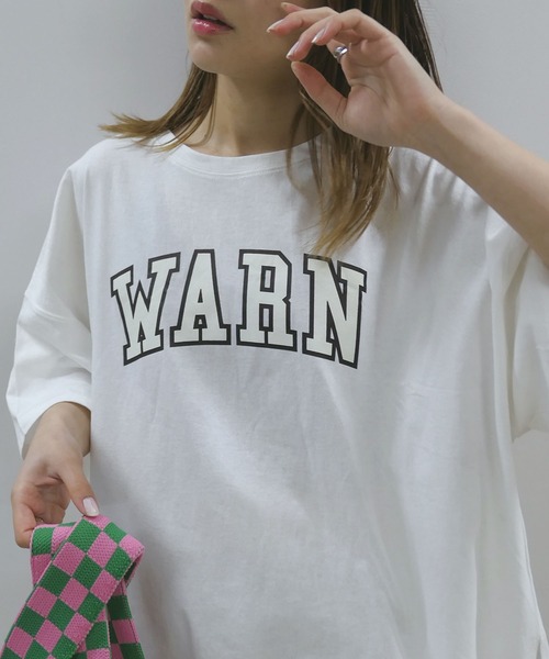CORNERS（コーナーズ）の「WARNカレッジロゴビッグTシャツ（Tシャツ/カットソー・レディース・オフホワイト/オートミール/スミクロ・FREE）」の10枚目の写真