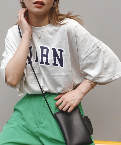 CORNERS(コーナーズ)の「WARNカレッジロゴビッグTシャツ(Tシャツ/カットソー・レディース・オフホワイト/オートミール/スミクロ・FREE)」の11枚目の写真