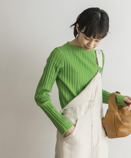 URBAN RESEARCH（アーバンリサーチ）の「ビルドネックランダムリブカットソー（Tシャツ/カットソー・レディース・ライトグレー/ブラック/パープル/グリーン・FREE）」の17枚目の写真