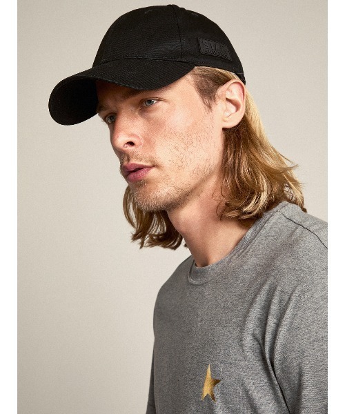 GOLDEN GOOSE（ゴールデングース）の「GOLDEN GOOSE Star Collection / BASEBALL CAP SIDE STAR LOGO PATCH（キャップ・メンズ・ブラック系その他・ONE SIZE）」の4枚目の写真