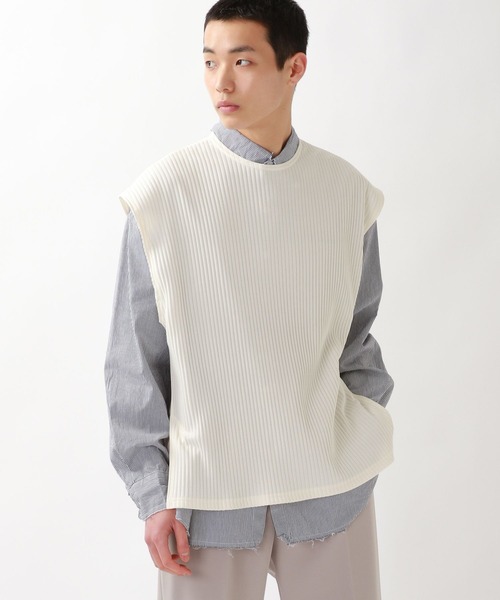 ALAND(エーランド)の「3.3Field Trip/PLEATSノースリーブ 2275824(ベスト・メンズ・アイボリー/ブラック・FREE)」の2枚目の写真