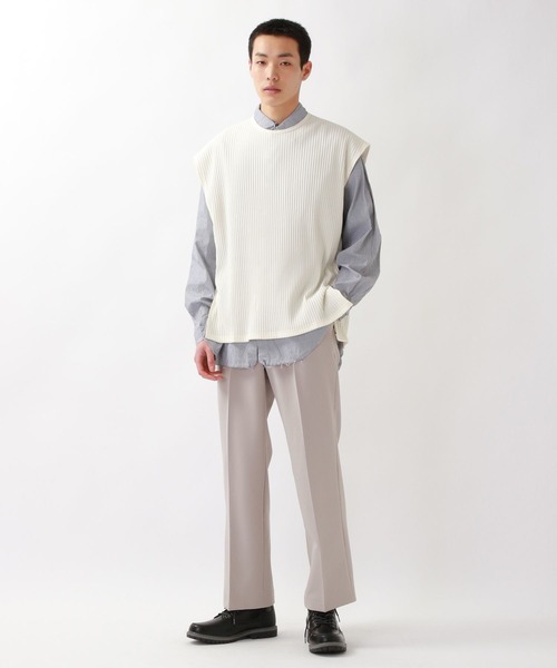 ALAND(エーランド)の「3.3Field Trip/PLEATSノースリーブ 2275824(ベスト・メンズ・アイボリー/ブラック・FREE)」の7枚目の写真