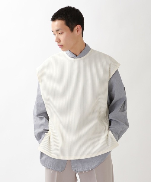 ALAND(エーランド)の「3.3Field Trip/PLEATSノースリーブ 2275824(ベスト・メンズ・アイボリー/ブラック・FREE)」の9枚目の写真