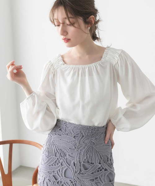 fifth(フィフス)の「スクエアネックギャザーブラウス(シャツ/ブラウス・レディース・ライトグリーン/ホワイト・M)」の2枚目の写真