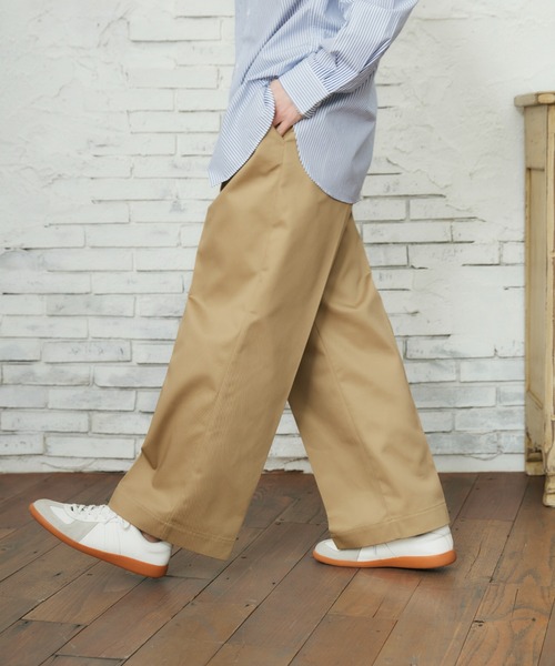CASPER JOHN(キャスパージョン)の「ツイルワイドテーパードパンツ(その他パンツ・メンズ・ネイビー/ベージュ・マルチサイズ)」の9枚目の写真