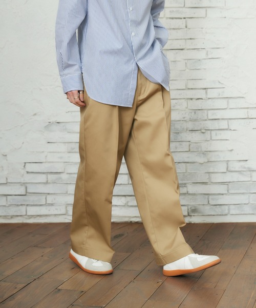 CASPER JOHN(キャスパージョン)の「ツイルワイドテーパードパンツ(その他パンツ・メンズ・ネイビー/ベージュ・マルチサイズ)」の10枚目の写真