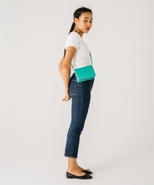 GIMME GIMME（ギミーギミー）の「【GIMME GIMME】Square shoulder bag gima22s008（ショルダーバッグ・レディース・グリーン/ピンク/ブラック・FREE）」の7枚目の写真