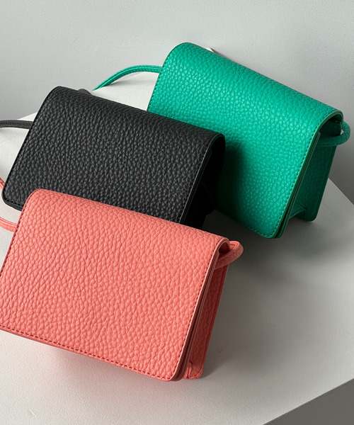 GIMME GIMME（ギミーギミー）の「【GIMME GIMME】Square shoulder bag gima22s008（ショルダーバッグ・レディース・グリーン/ピンク/ブラック・FREE）」の19枚目の写真